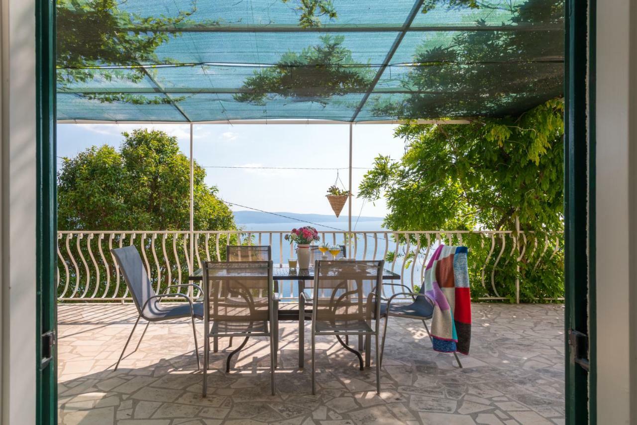 Holiday Home Figa Omiš Zewnętrze zdjęcie