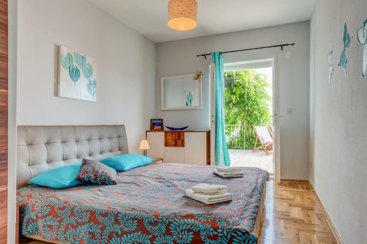 Holiday Home Figa Omiš Zewnętrze zdjęcie