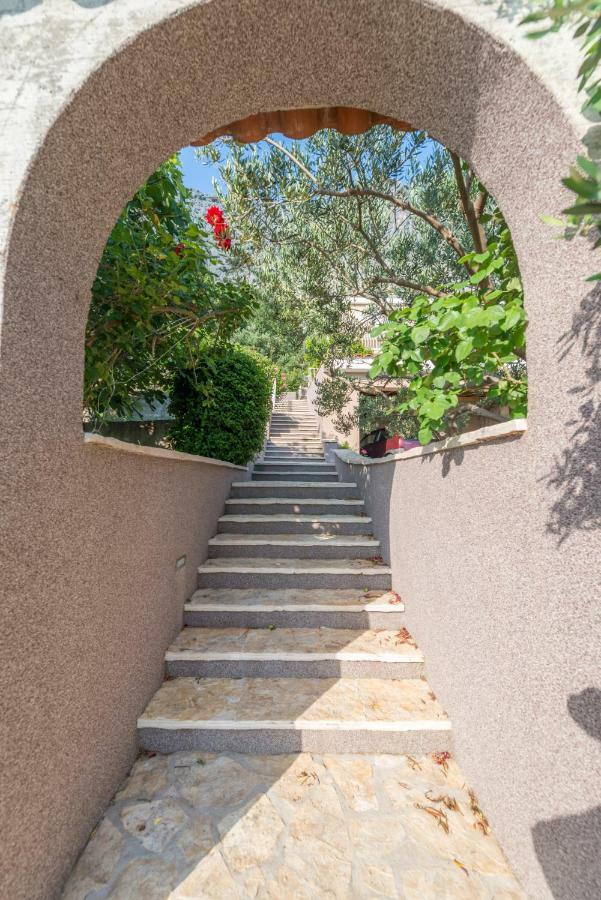 Holiday Home Figa Omiš Zewnętrze zdjęcie