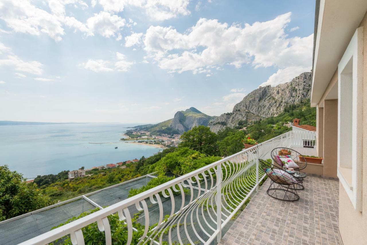 Holiday Home Figa Omiš Zewnętrze zdjęcie